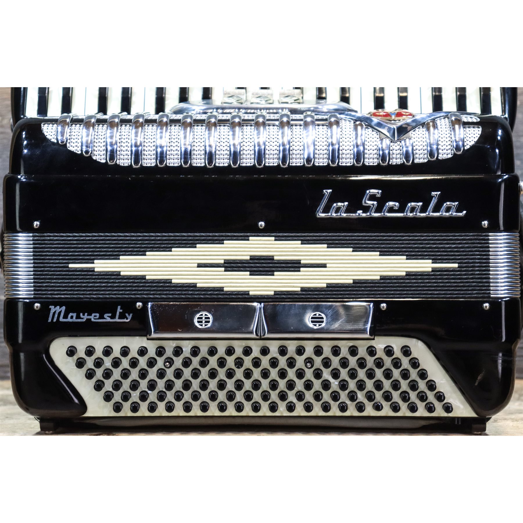 La deals scala accordion