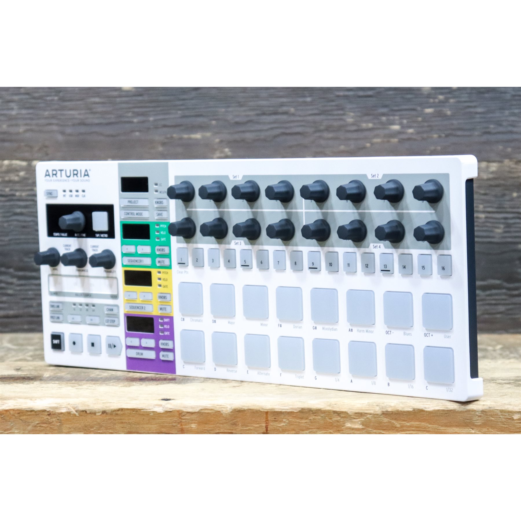 ARTURIA BEATSTEP PRO 3-PART STEP SEQUENCER WORLD-CLASS MIDI W/BOX