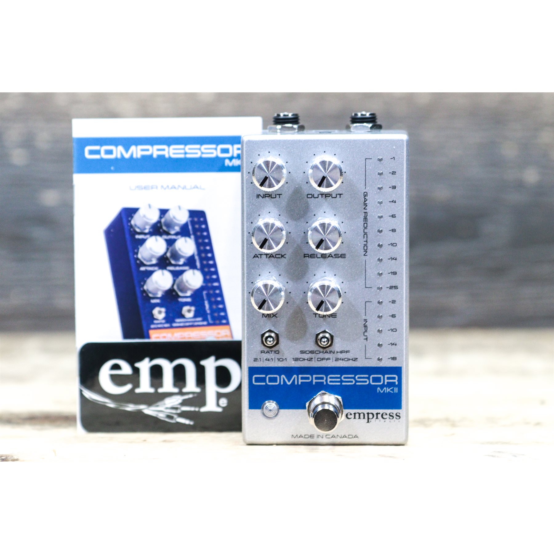 EMPRESS EFFECTS COMPRESSOR MKII SILVER SPARKLE ANALOG EFFECT