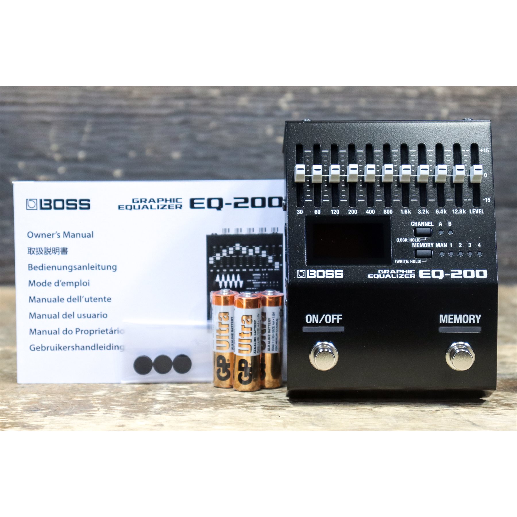 BOSS EQ-200 GRAPHIC EQUALIZER DUAL 10-BAND W/BOX