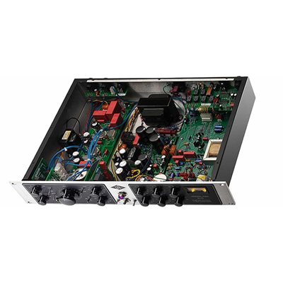 UNIVERSAL AUDIO 6176 (CLASSIC 610 PREAMP + 1176-STYLE FET COMPRESSOR)