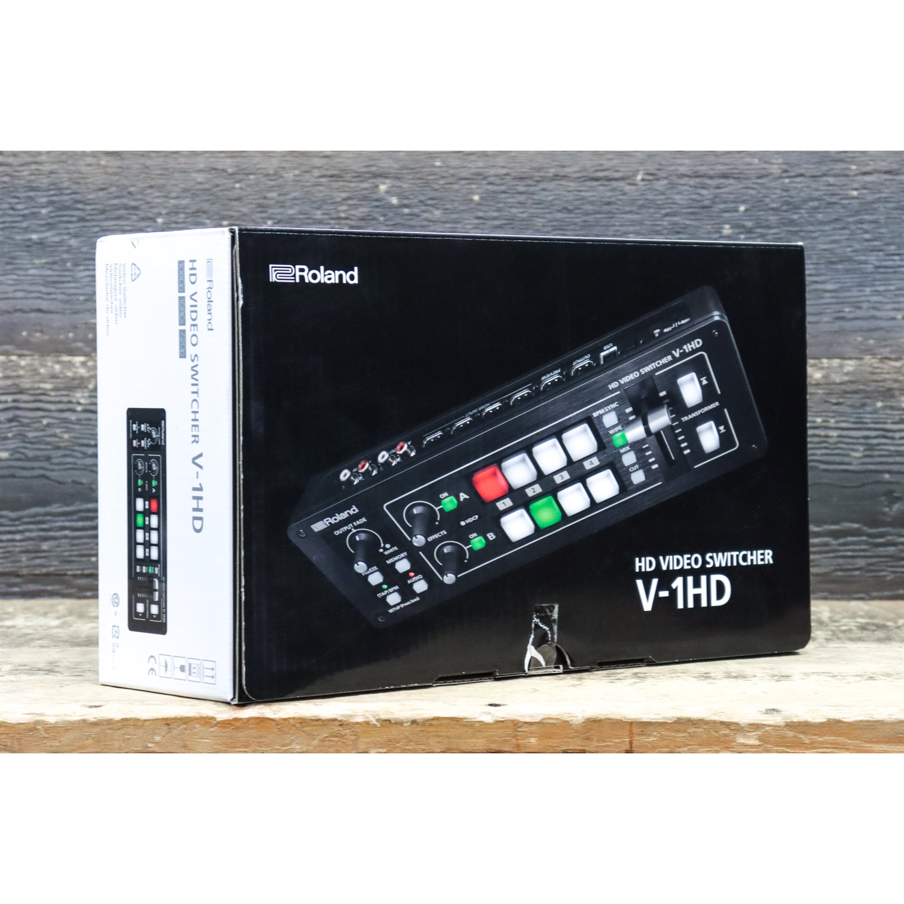 ROLAND V-1HD 4 HDMI INPUTS/2 OUTPUTS 12 CHANNEL AUDIO MIXER VIDEO